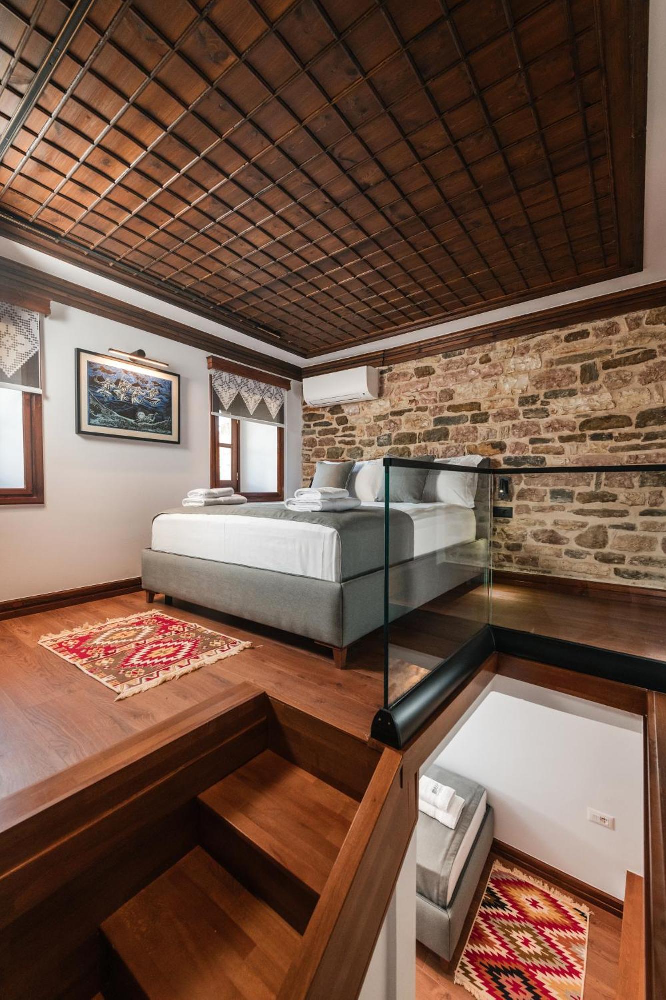Dam Stone Boutique Hotel